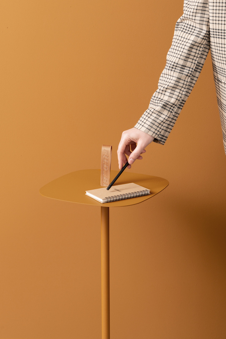 Home furniture，color，colour，almond ，warm，