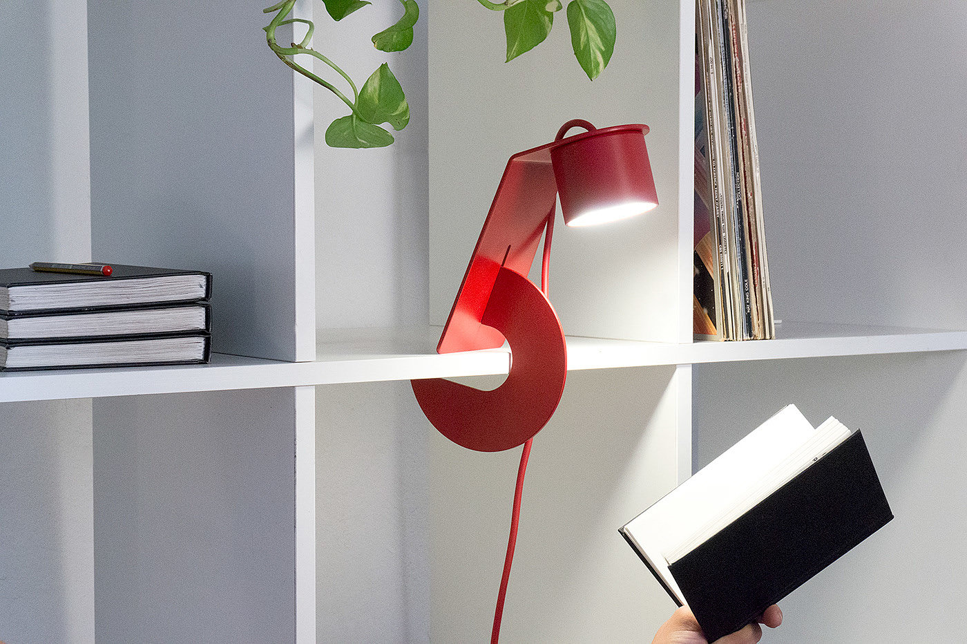 Home furniture，SHELFY，Digital intelligence，Smart lamp clip，lamp，Lamp holder，