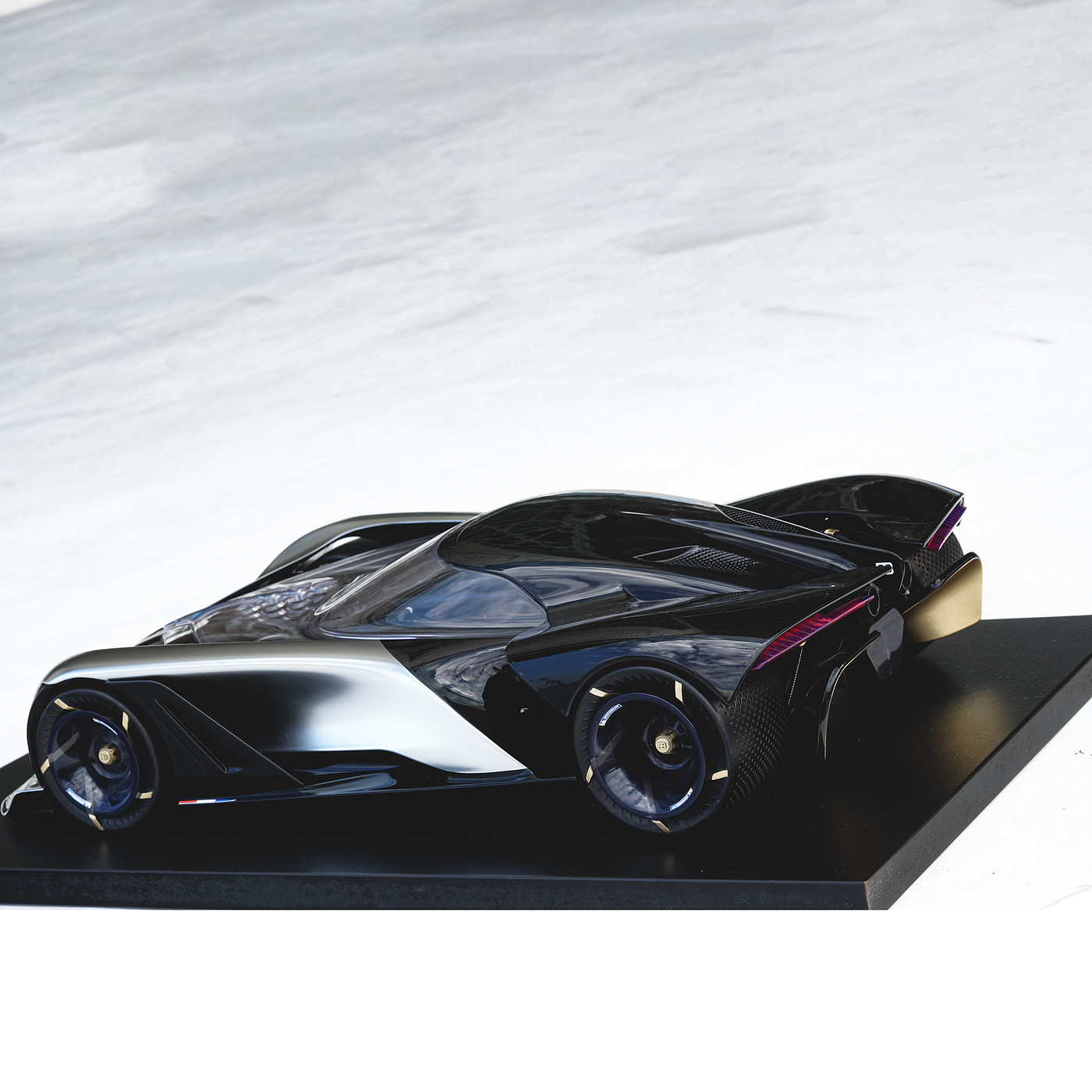 Serkan Budur，Automobile design，BUGATTI - La Finale，black，