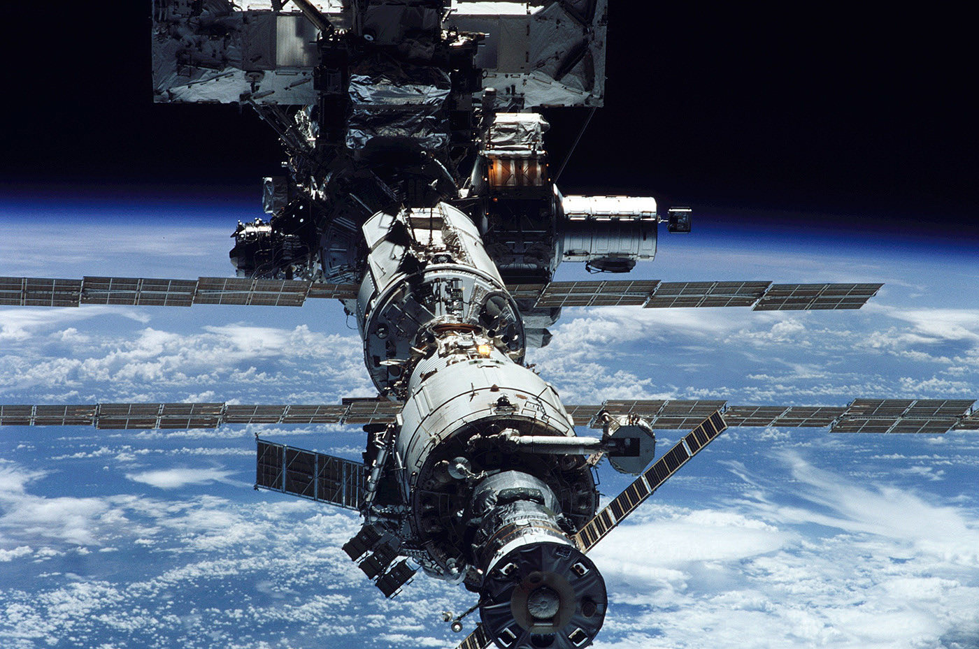 Digital intelligence，Household appliances，speaker，Space station，unit，product design，