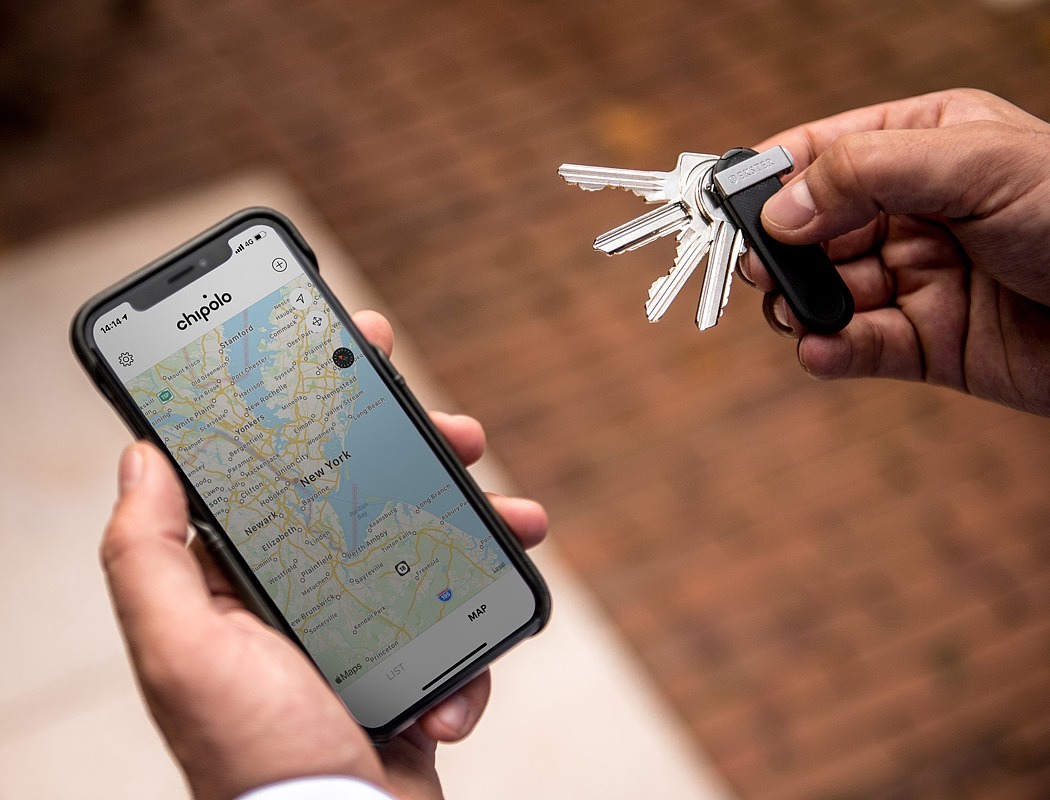 Key buckle，location，Flashlight，Bluetooth，selfie，