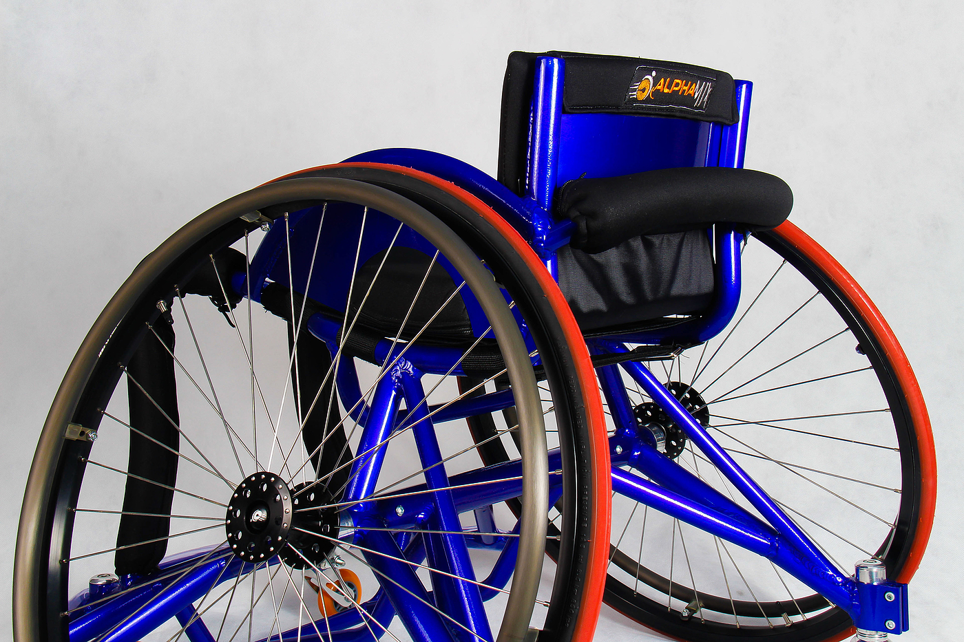 delicate，lithe，product design，wheelchair，medical，