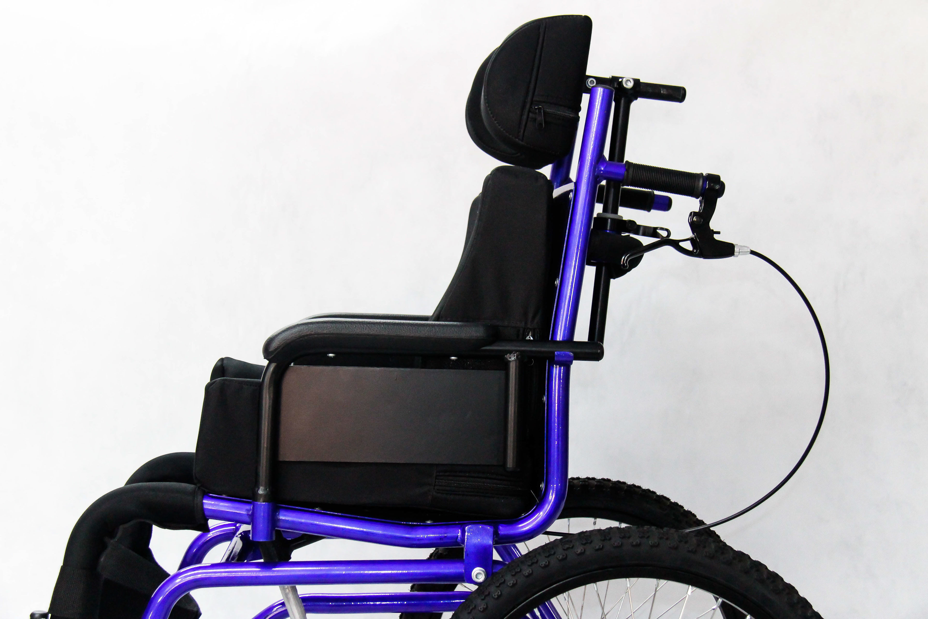delicate，lithe，product design，wheelchair，medical，