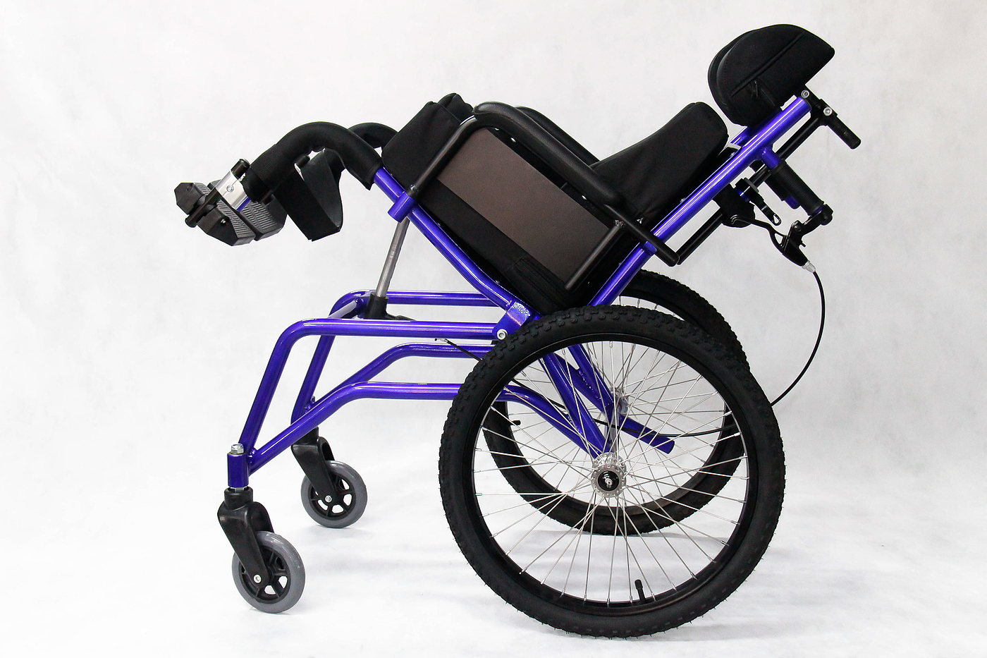 delicate，lithe，product design，wheelchair，medical，