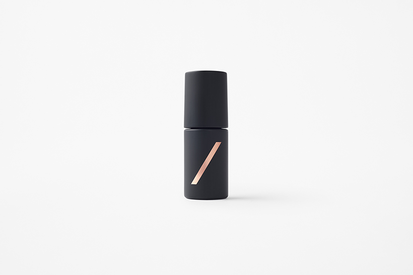 No Entry，BOTTLE，cosmetic instrument，female sex，