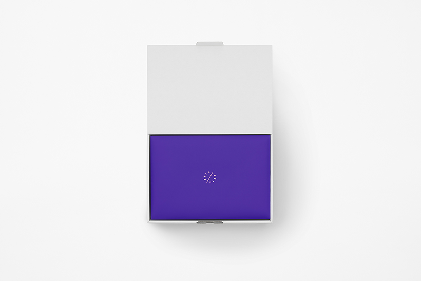 No Entry，BOTTLE，cosmetic instrument，female sex，