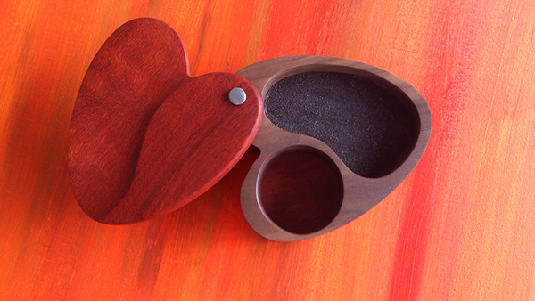 product design，industrial design，Receive，wood，Simplicity，