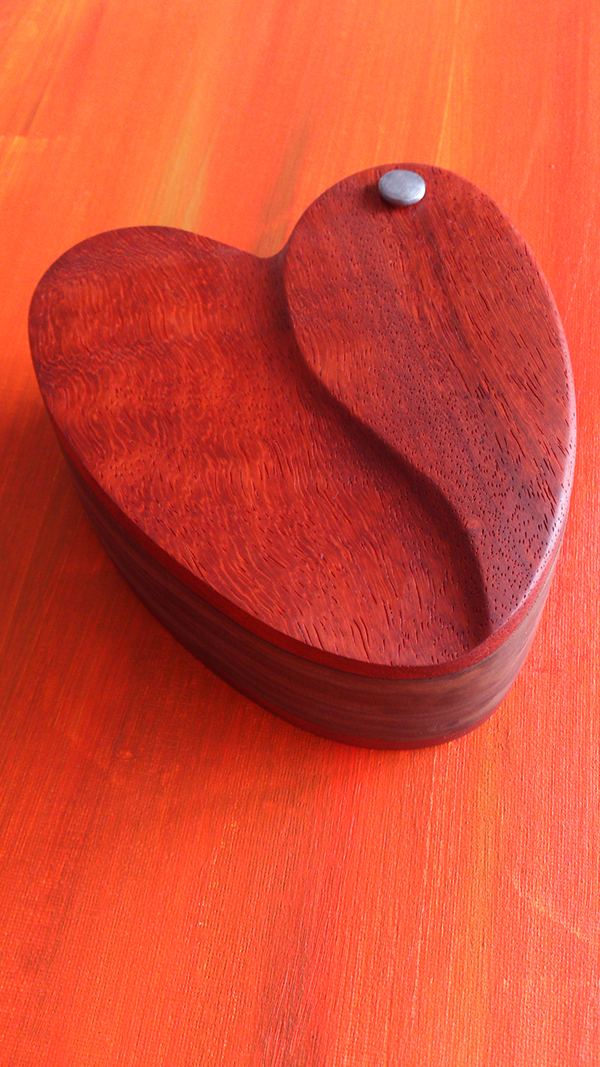 product design，industrial design，Receive，wood，Simplicity，