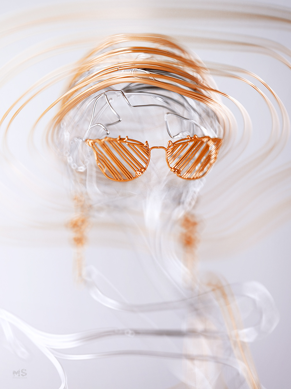 WIRES，fashion，female sex，animal，originality，