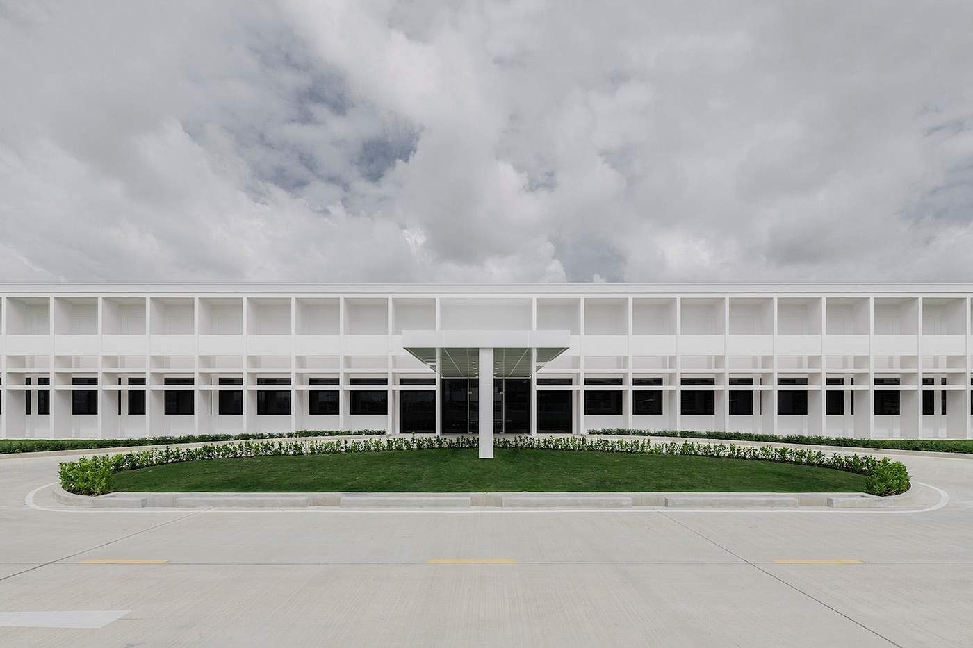 Building interior，factory，Thailand，modernization，Canyon，