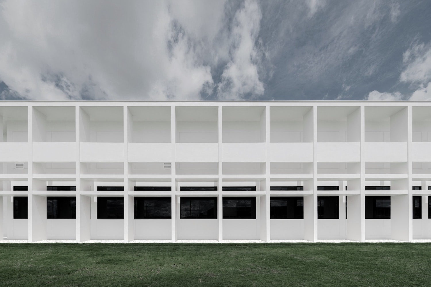 Building interior，factory，Thailand，modernization，Canyon，