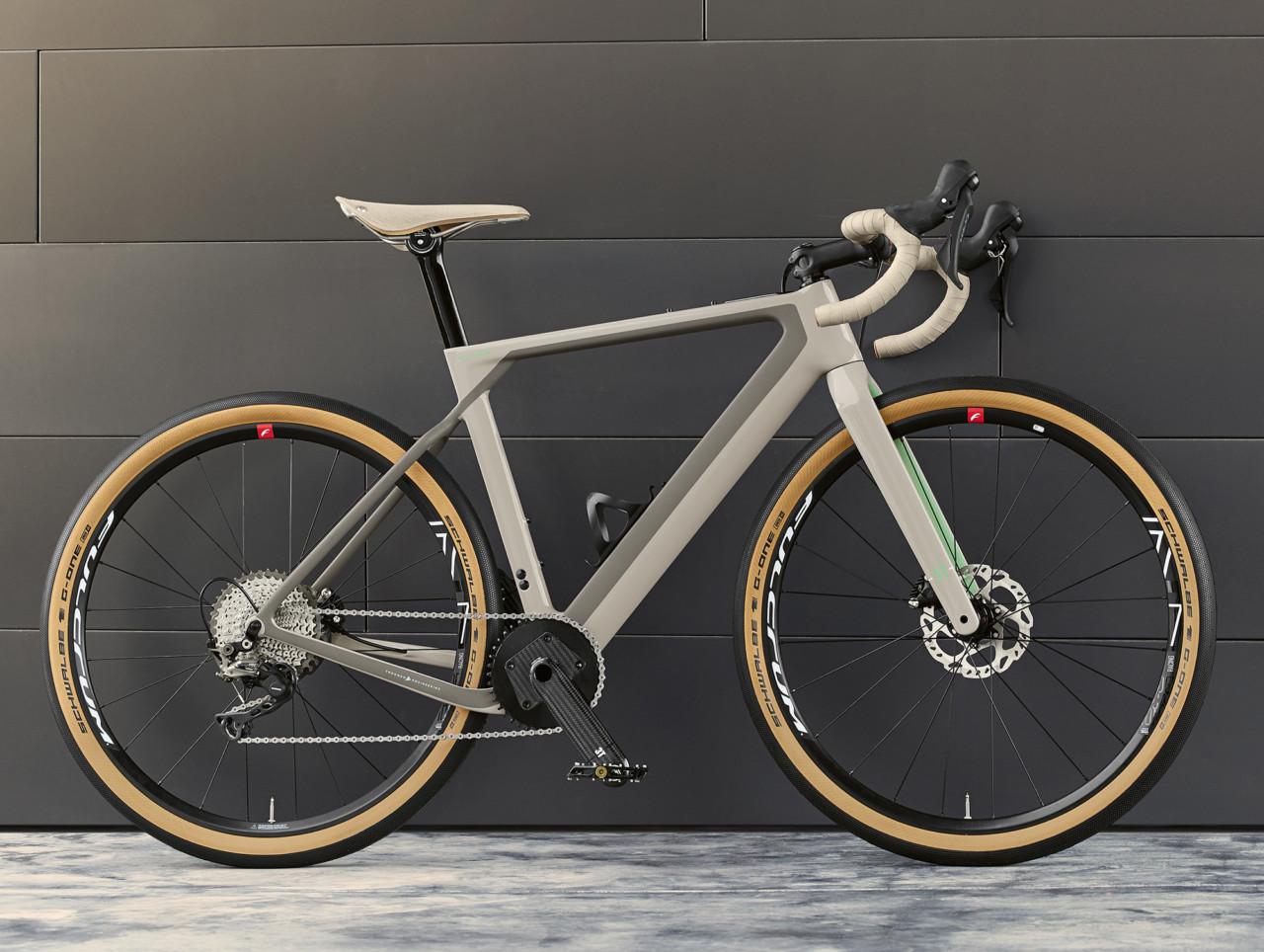 Bicycle，bmw，fashion，stable，comfortable，