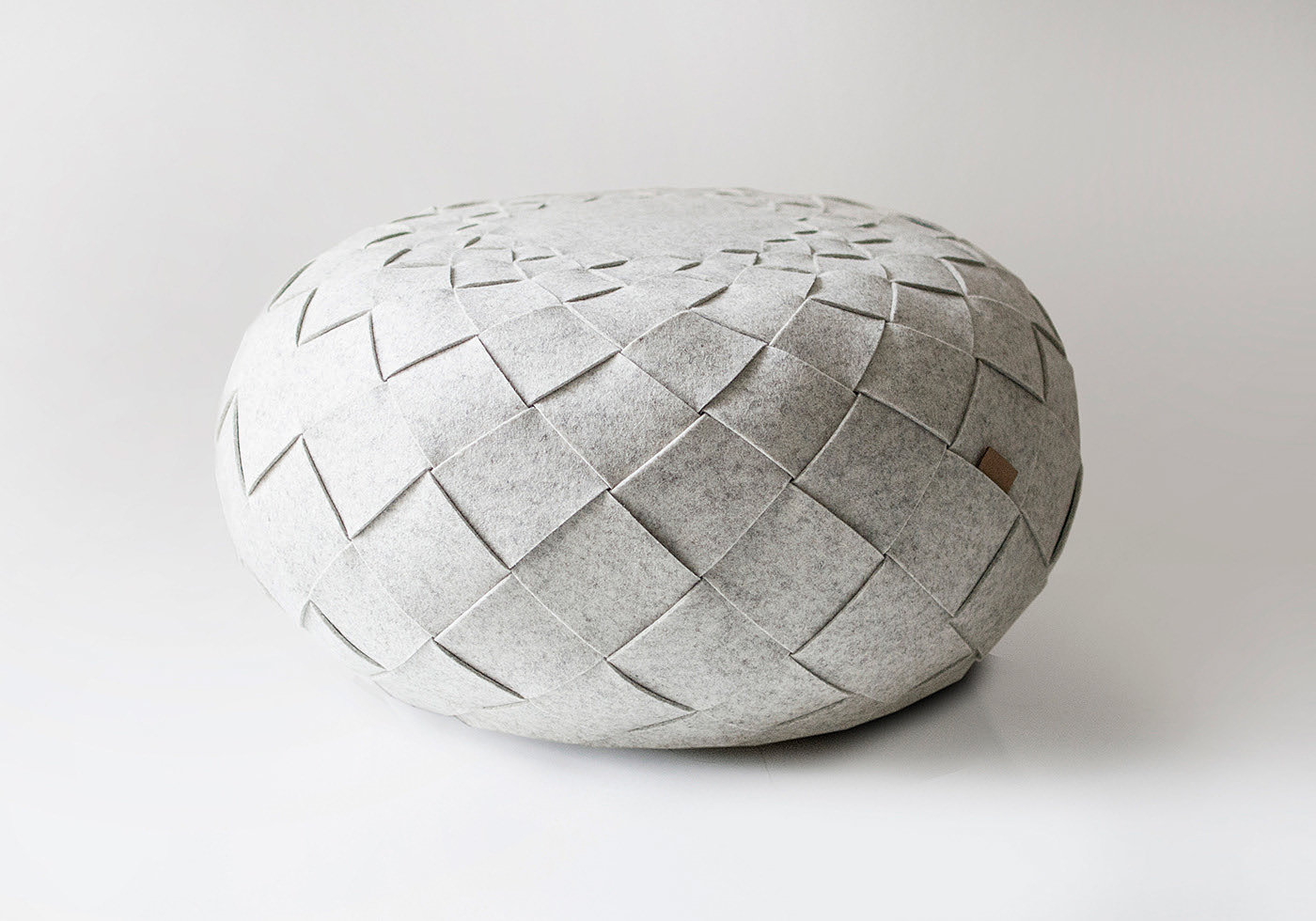 Spiral structure，porcelain stool，Basket，Bionics Design ，product design，natural，