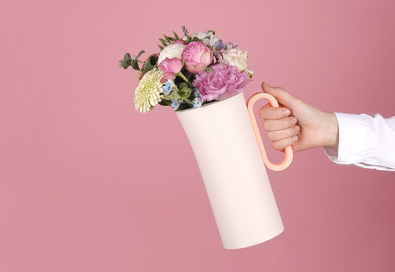 Modern aesthetics，Electric kettle，IOT，Bluetooth，application program，Modern aesthetics，