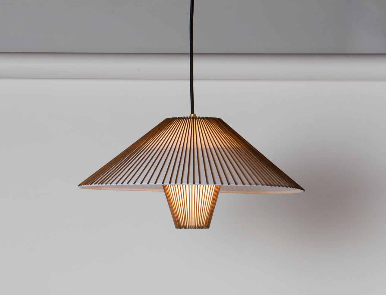 lamp，a chandelier，Desk lamp，Floor lamp，the medieval times，industrial design，product design，