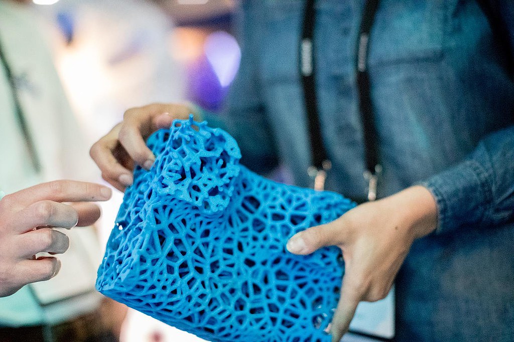 2018 red dot design concept award，tyre，charge，3D printing，vision，