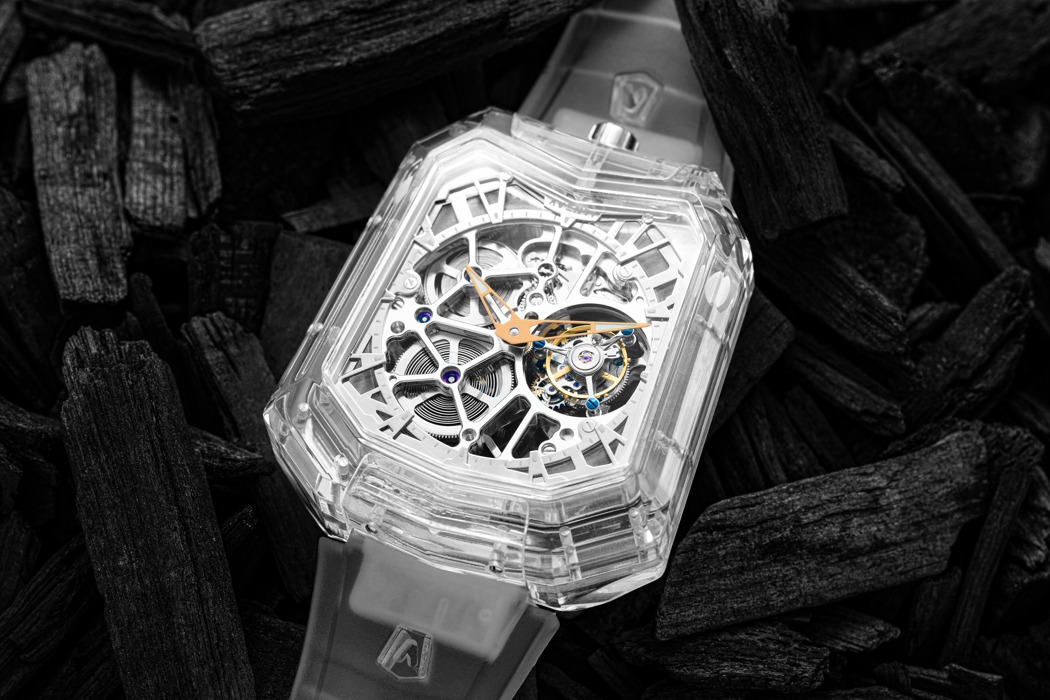 Wrist watch，motion，Titanium metal，crystal，