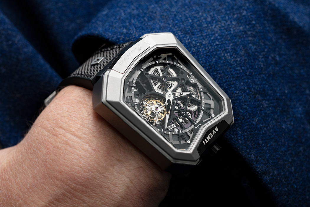 Wrist watch，motion，Titanium metal，crystal，