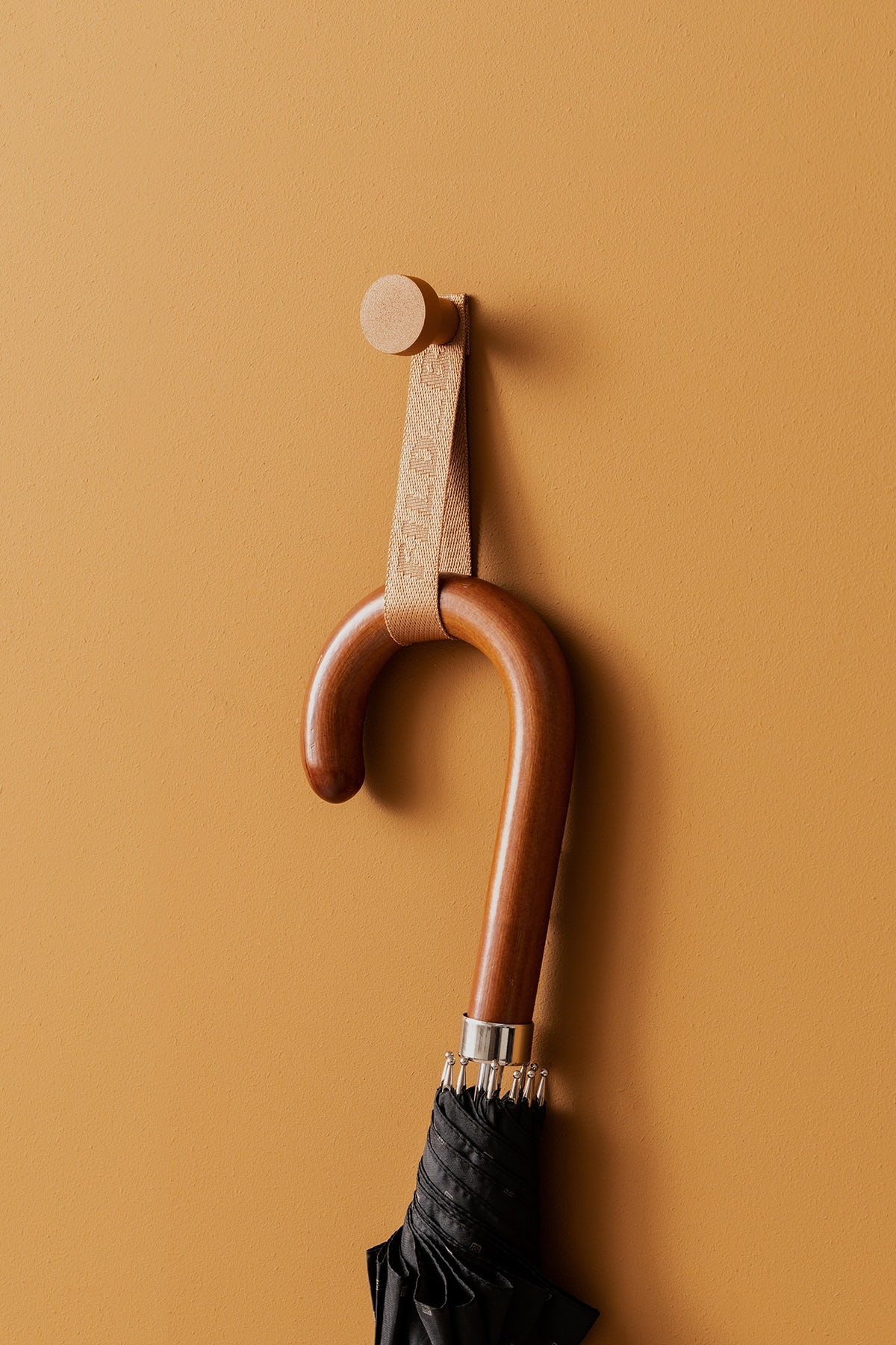 lamps and lanterns，a chandelier，Pendant，Belt，