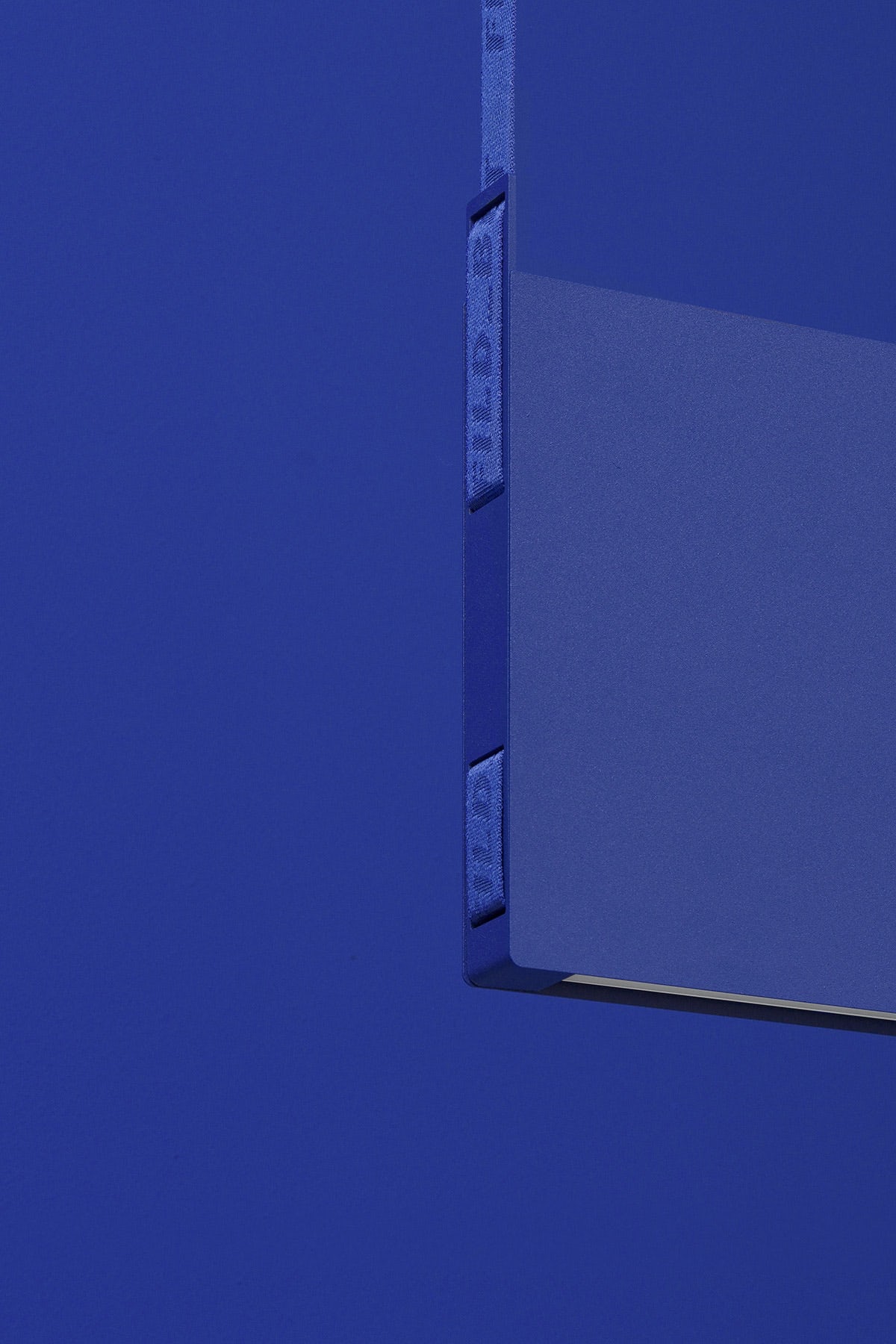 lamps and lanterns，a chandelier，Pendant，Belt，