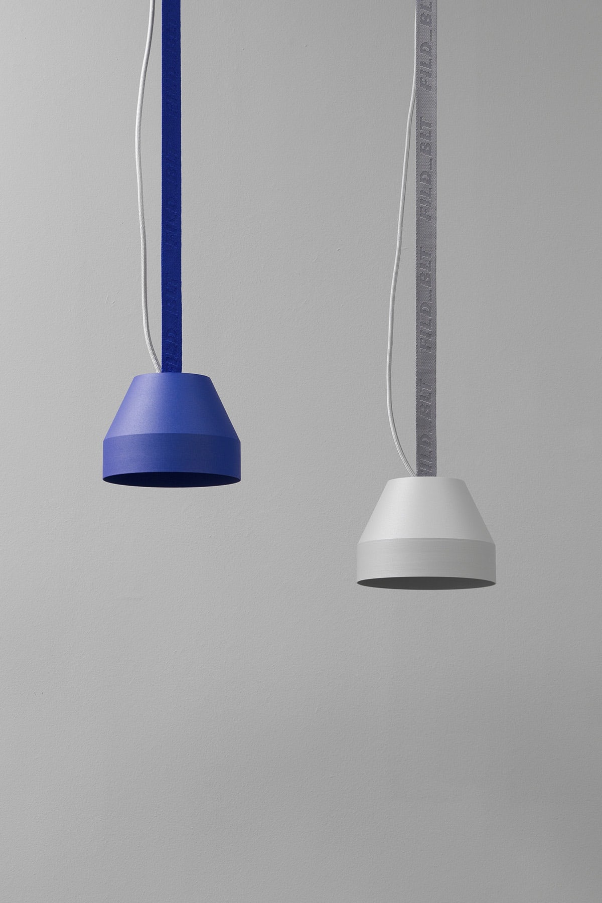 lamps and lanterns，a chandelier，Pendant，Belt，