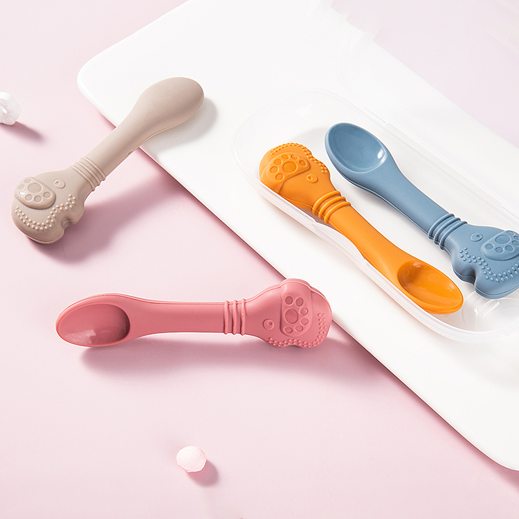 Silicone products for children's supplementary food，