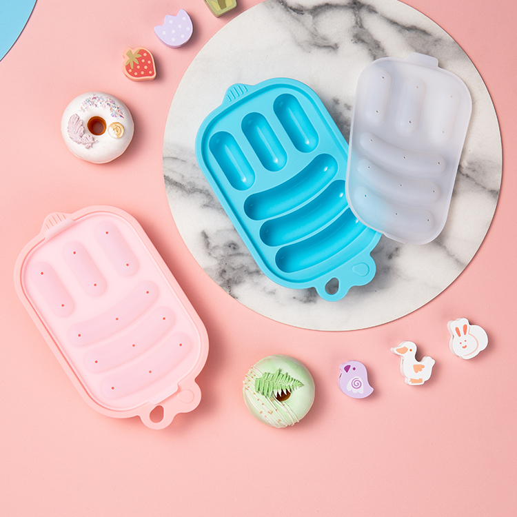 Silicone products for children's supplementary food，