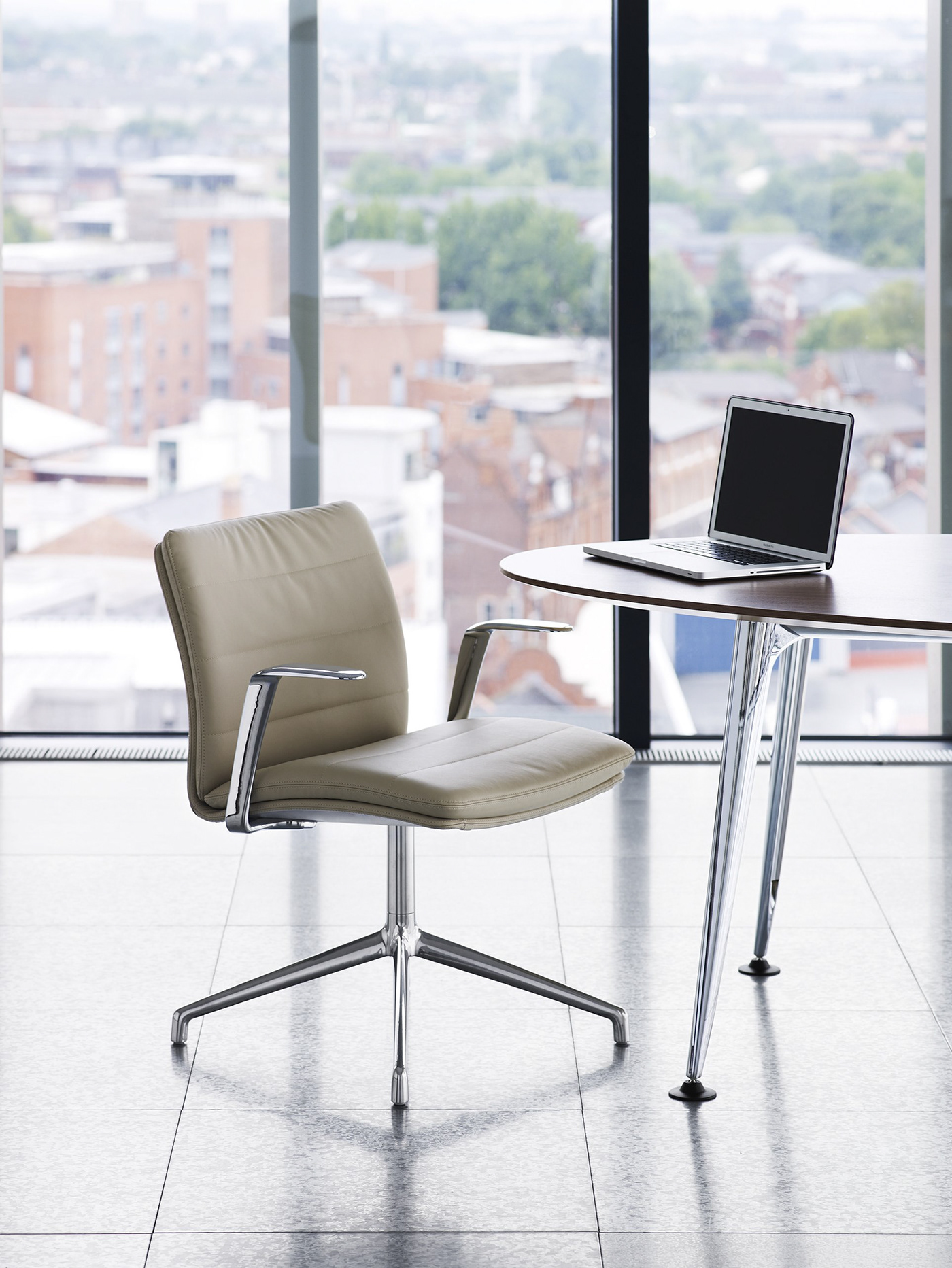 Serif，Arm，Conference chair，