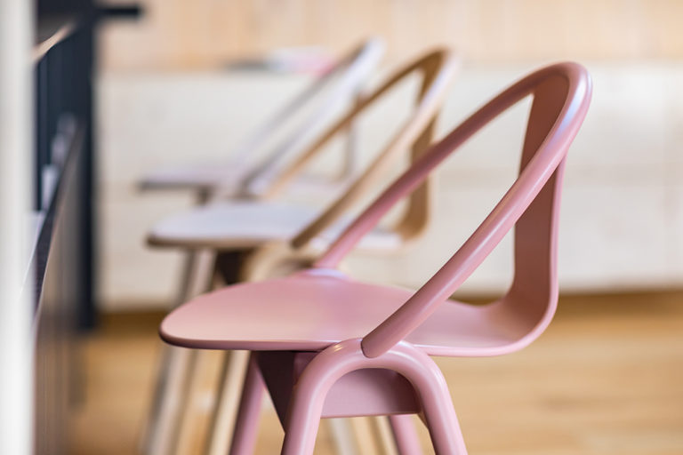 chair，Ton，salute，Tennis，product design，furniture design ，woodiness，