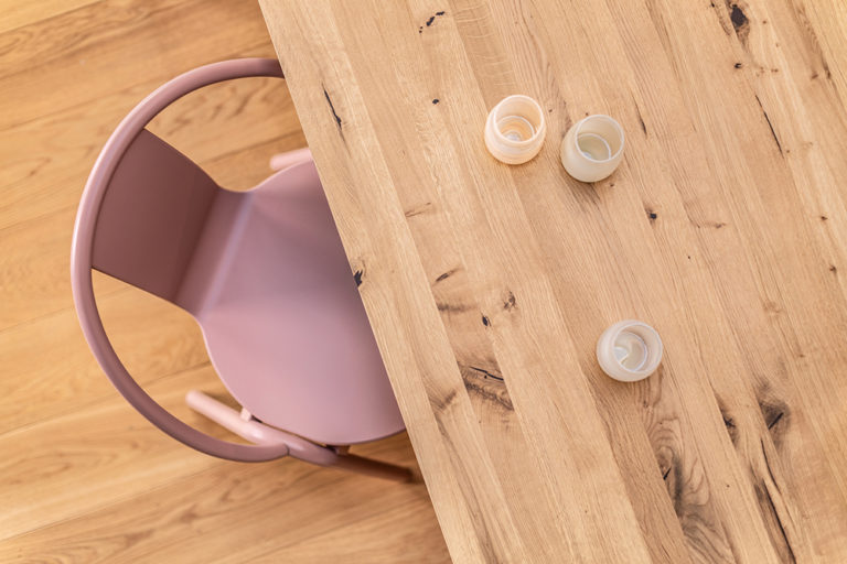 chair，Ton，salute，Tennis，product design，furniture design ，woodiness，