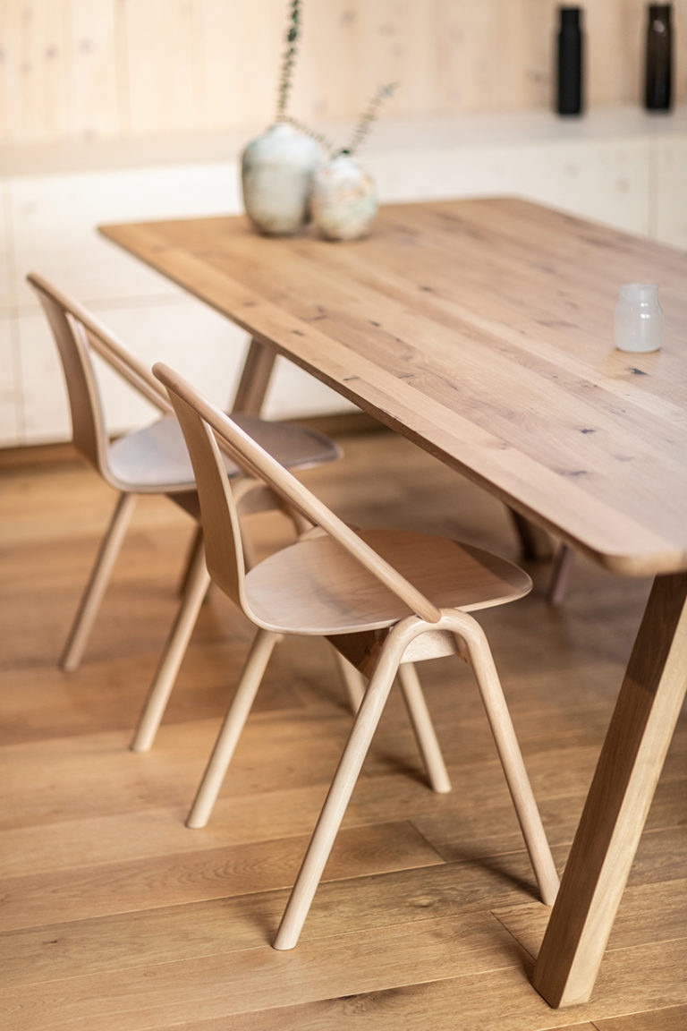 chair，Ton，salute，Tennis，product design，furniture design ，woodiness，