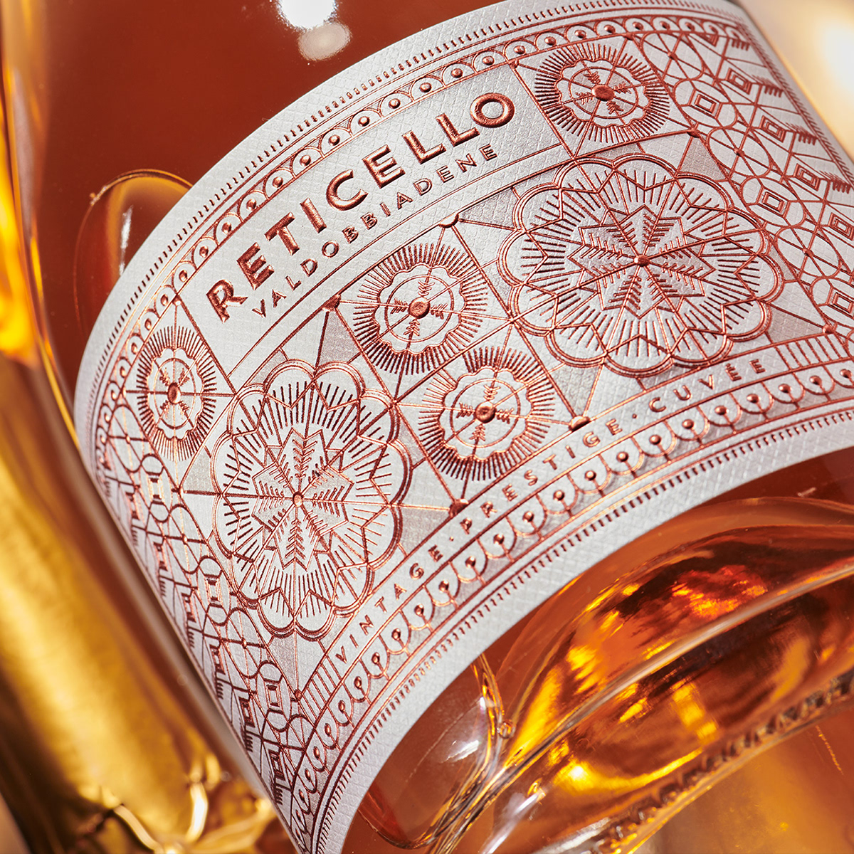 packing，Design，pattern，Reticella，The wine bottle，