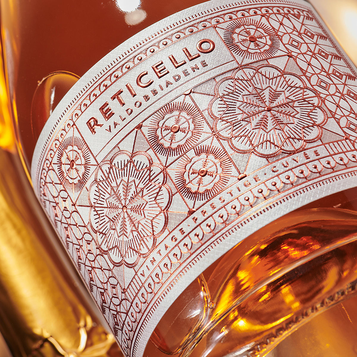 packing，Design，pattern，Reticella，The wine bottle，