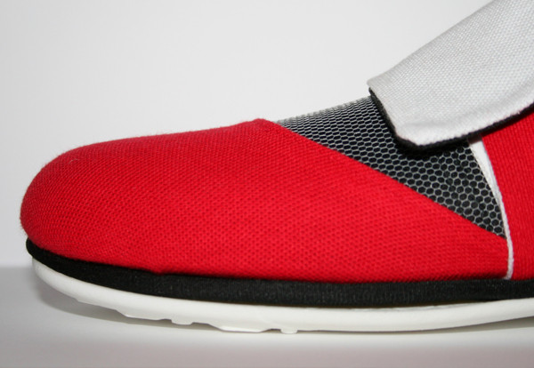 Running shoes，outdoor sport，shoes，