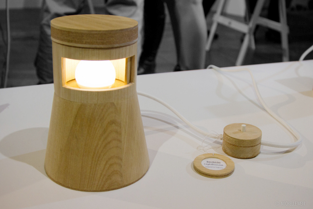 woodiness，product design，Desk lamp，Eye protection，