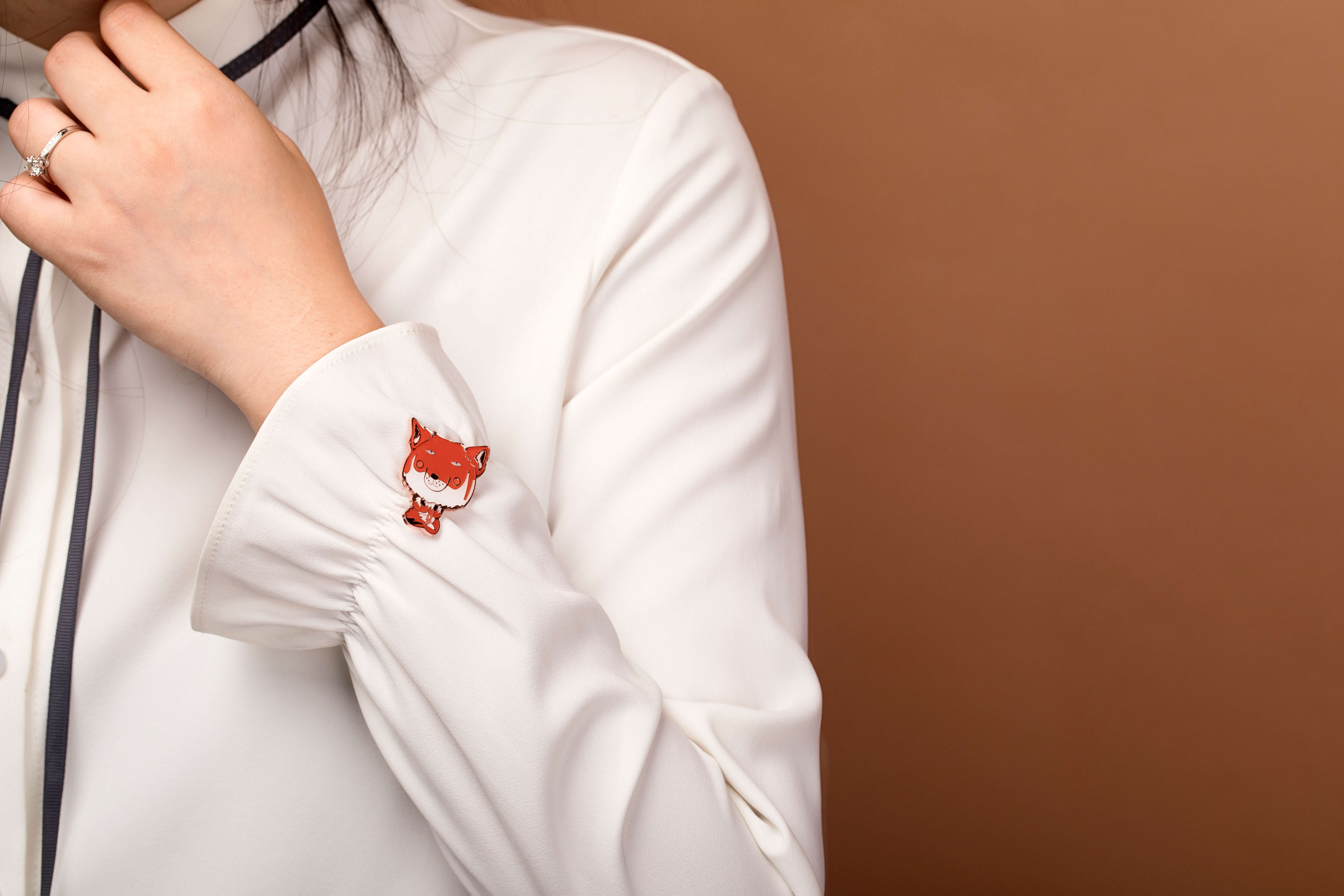 Brooch，lovely，delicate，