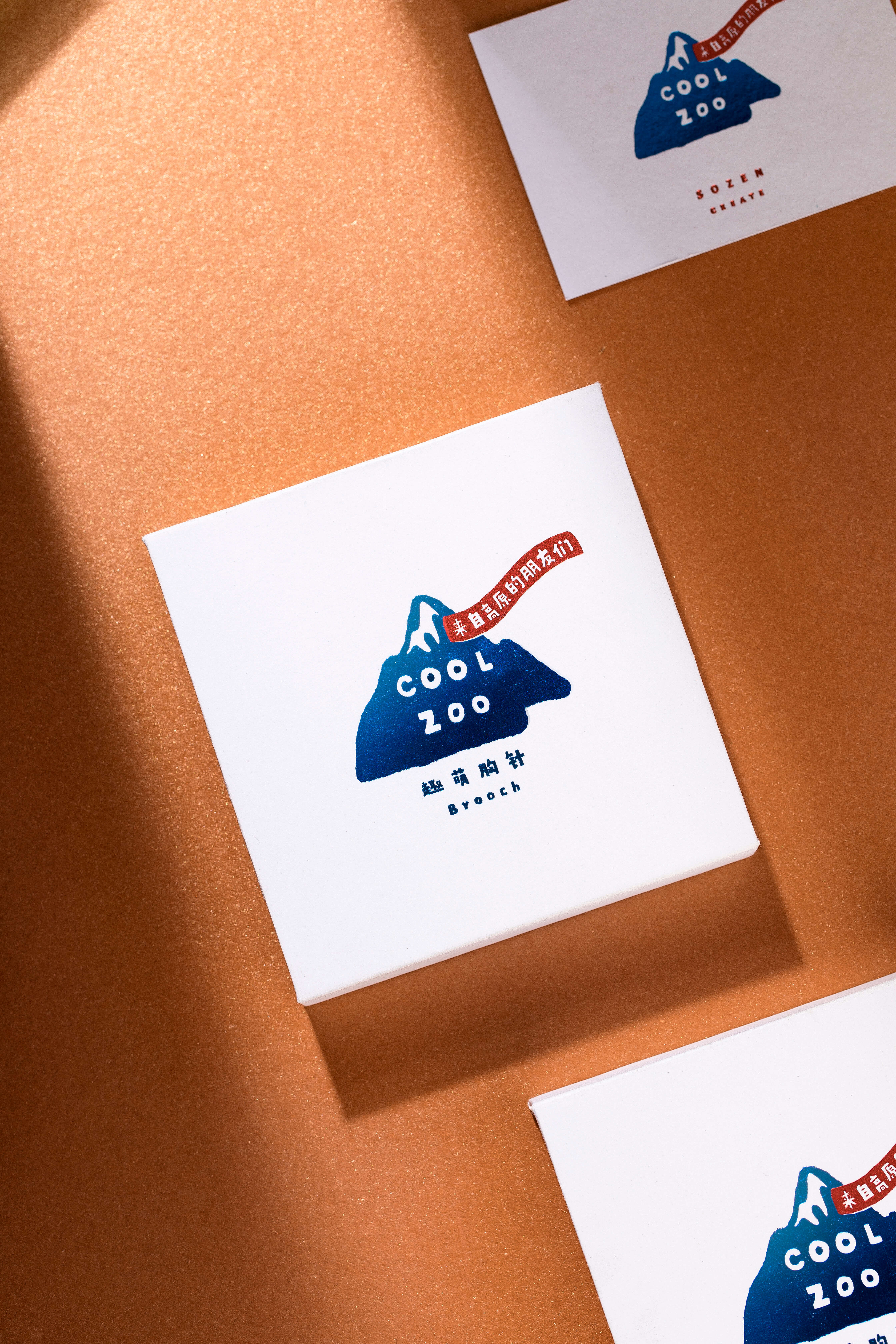 Brooch，lovely，delicate，