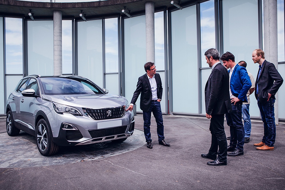 automobile，vehicle，industrial design，Automatic design，modeling，