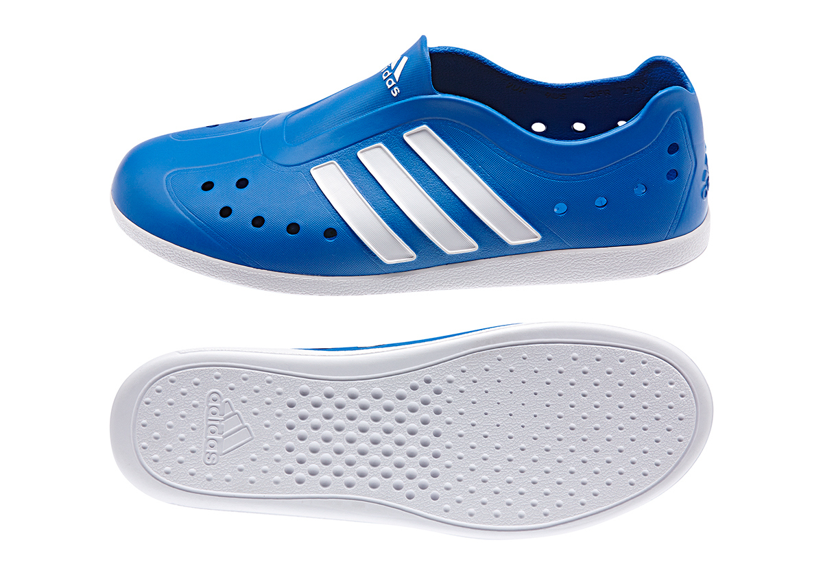 Outdoor design，motion，comfortable，product design，slipper，Hand drawn，
