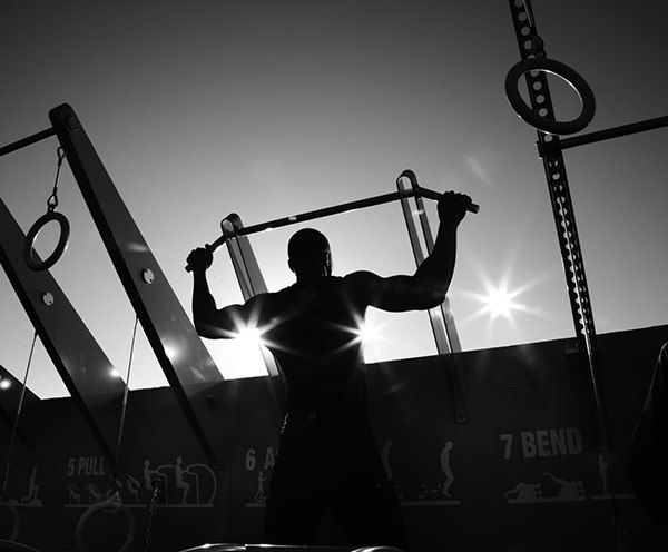 motion，Bodybuilding，Design，The whole people，outdoors，