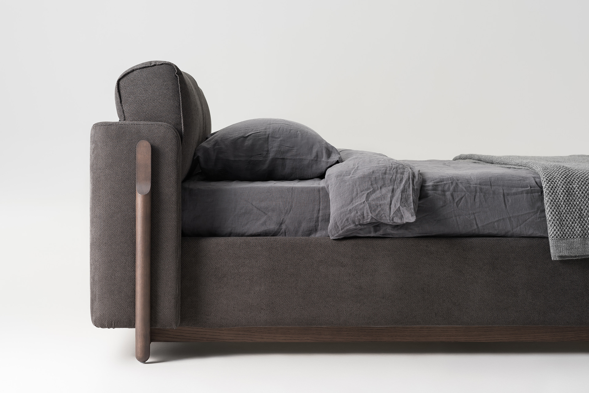 Bed，bedside cupboard，TV cabinet，sideboard，