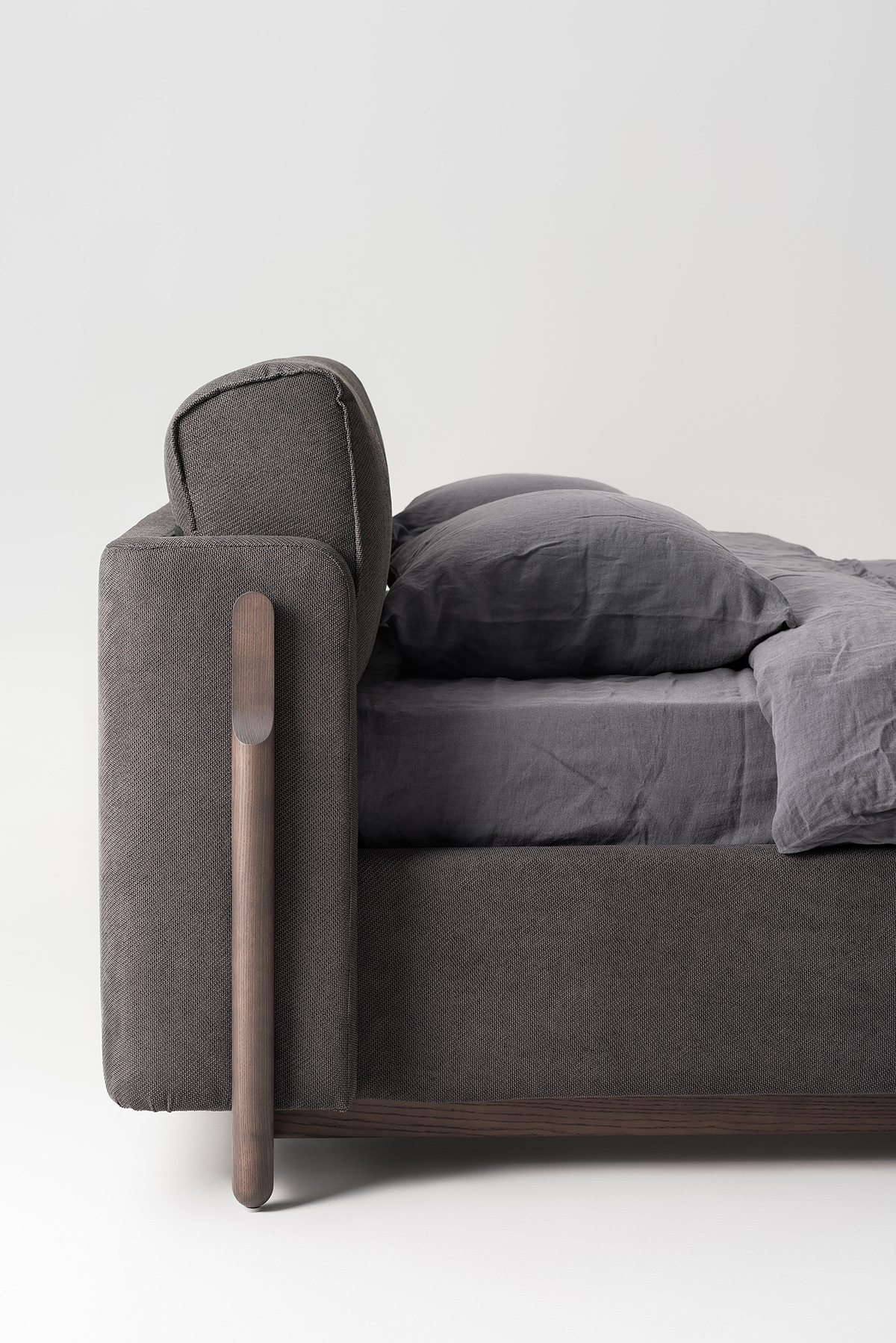 Bed，bedside cupboard，TV cabinet，sideboard，