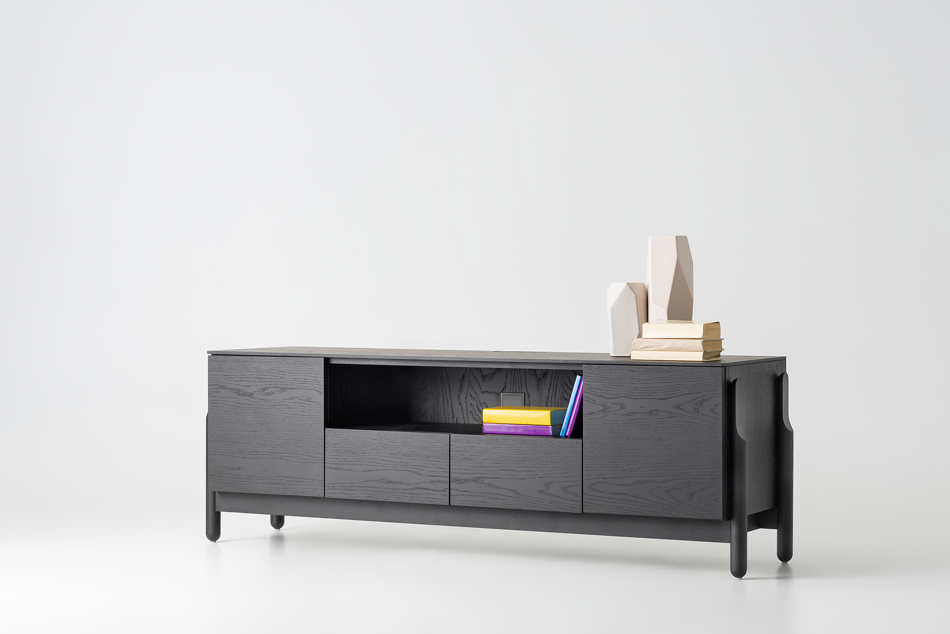 Bed，bedside cupboard，TV cabinet，sideboard，