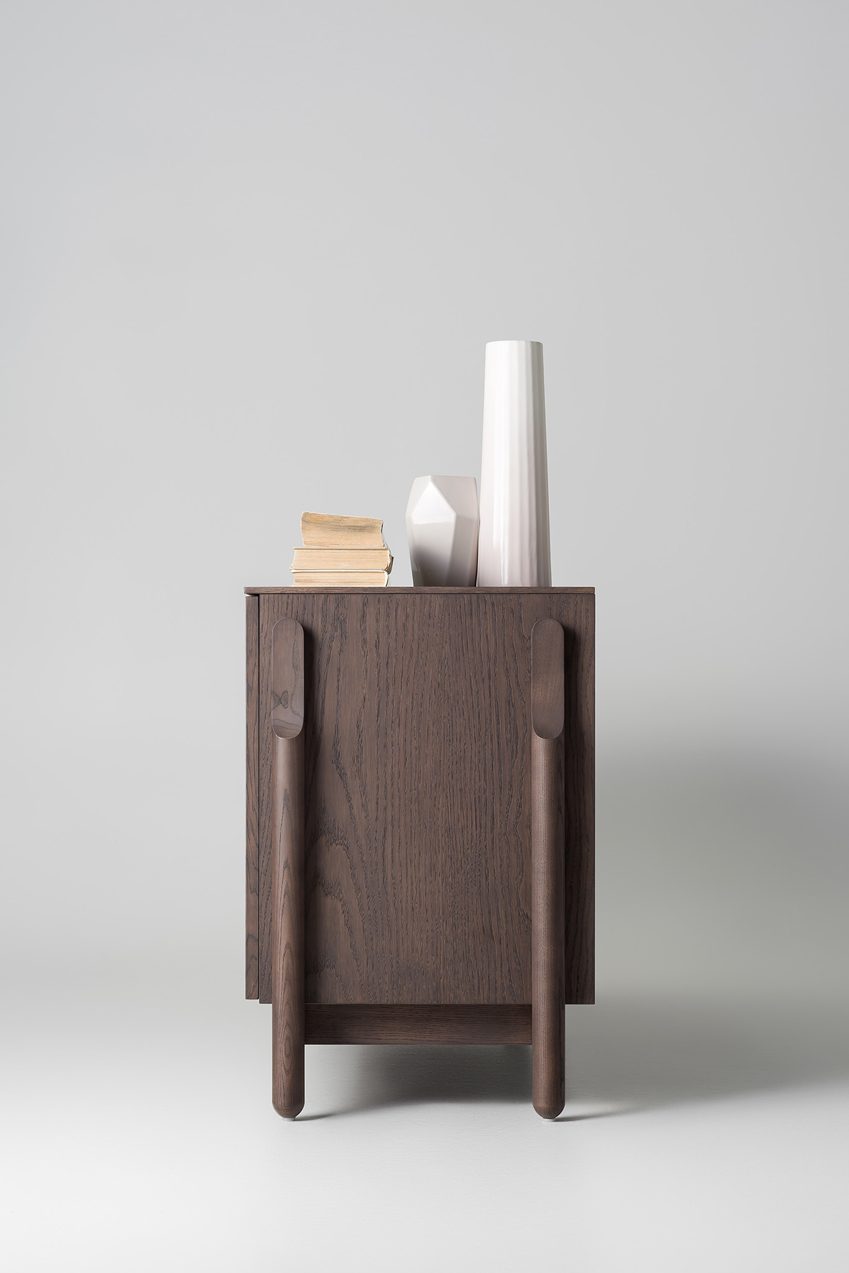 Bed，bedside cupboard，TV cabinet，sideboard，