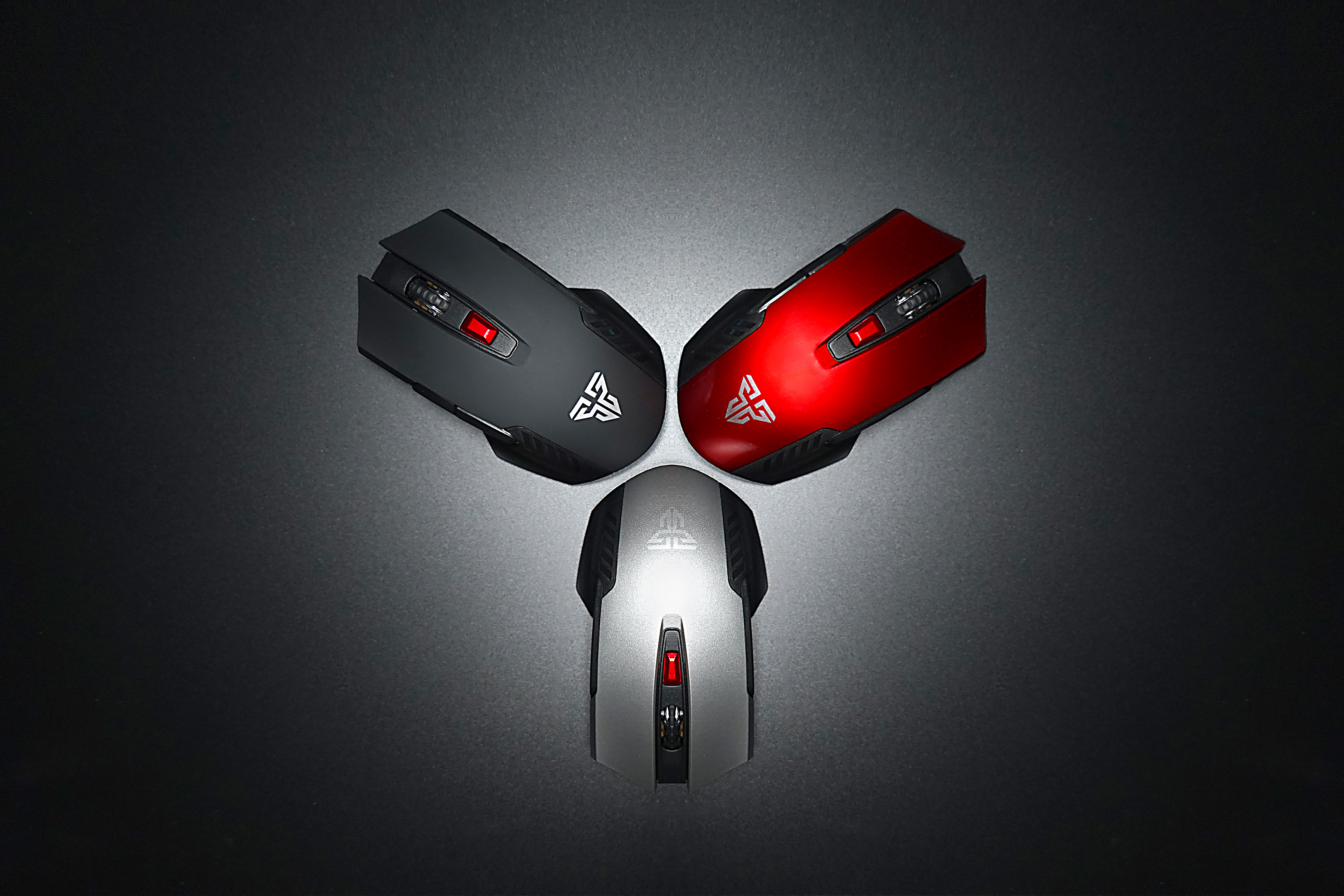 Product photos and videos，