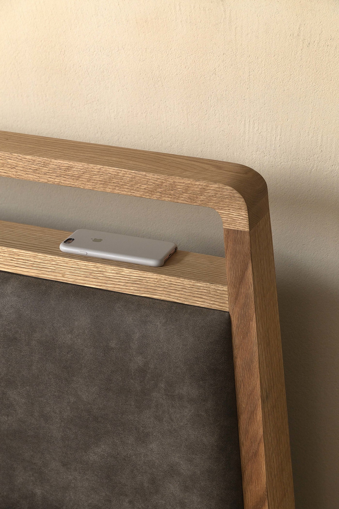 Furniture designer Ren Mengying，