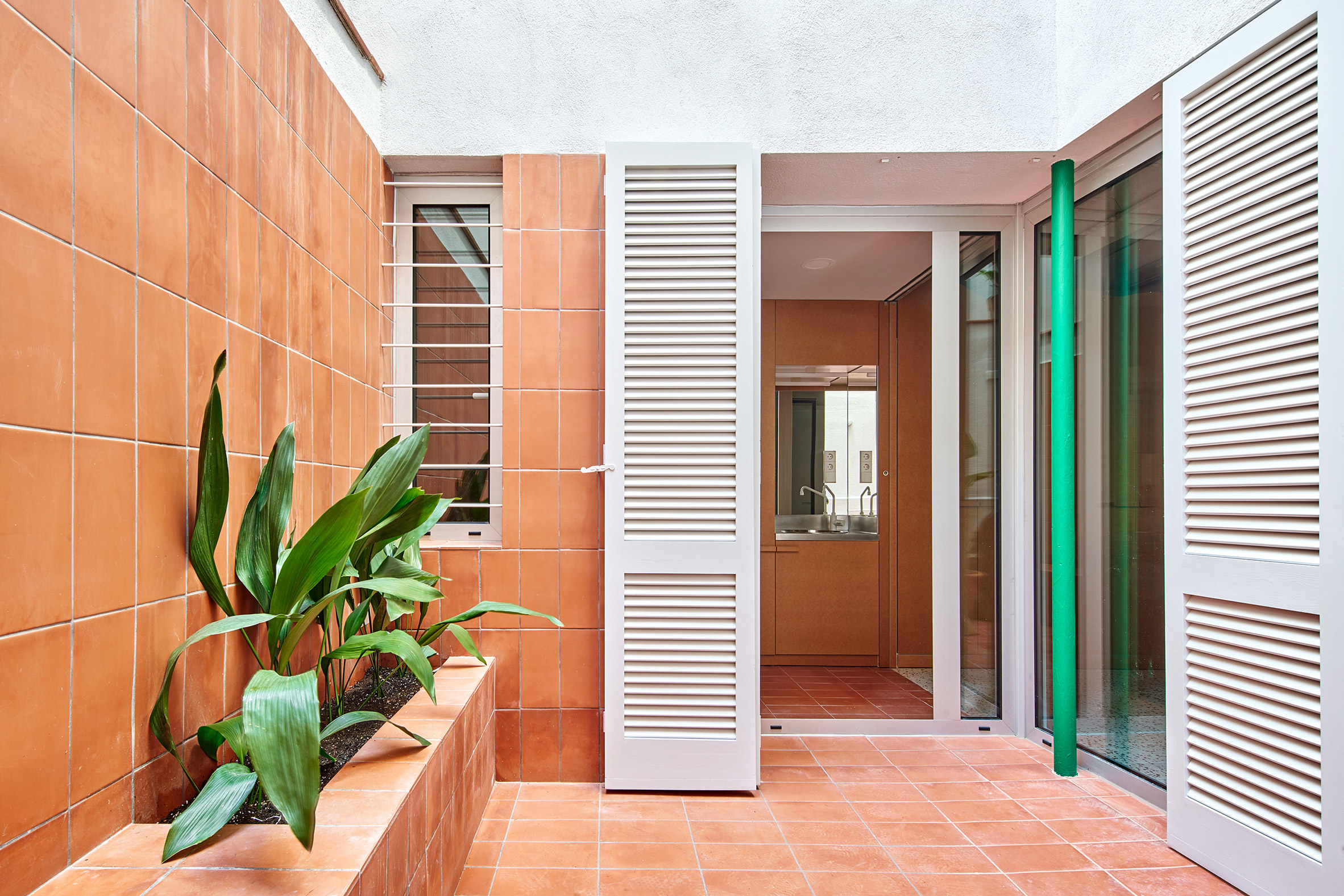 mdf，crack，reform，kitchen，attic，