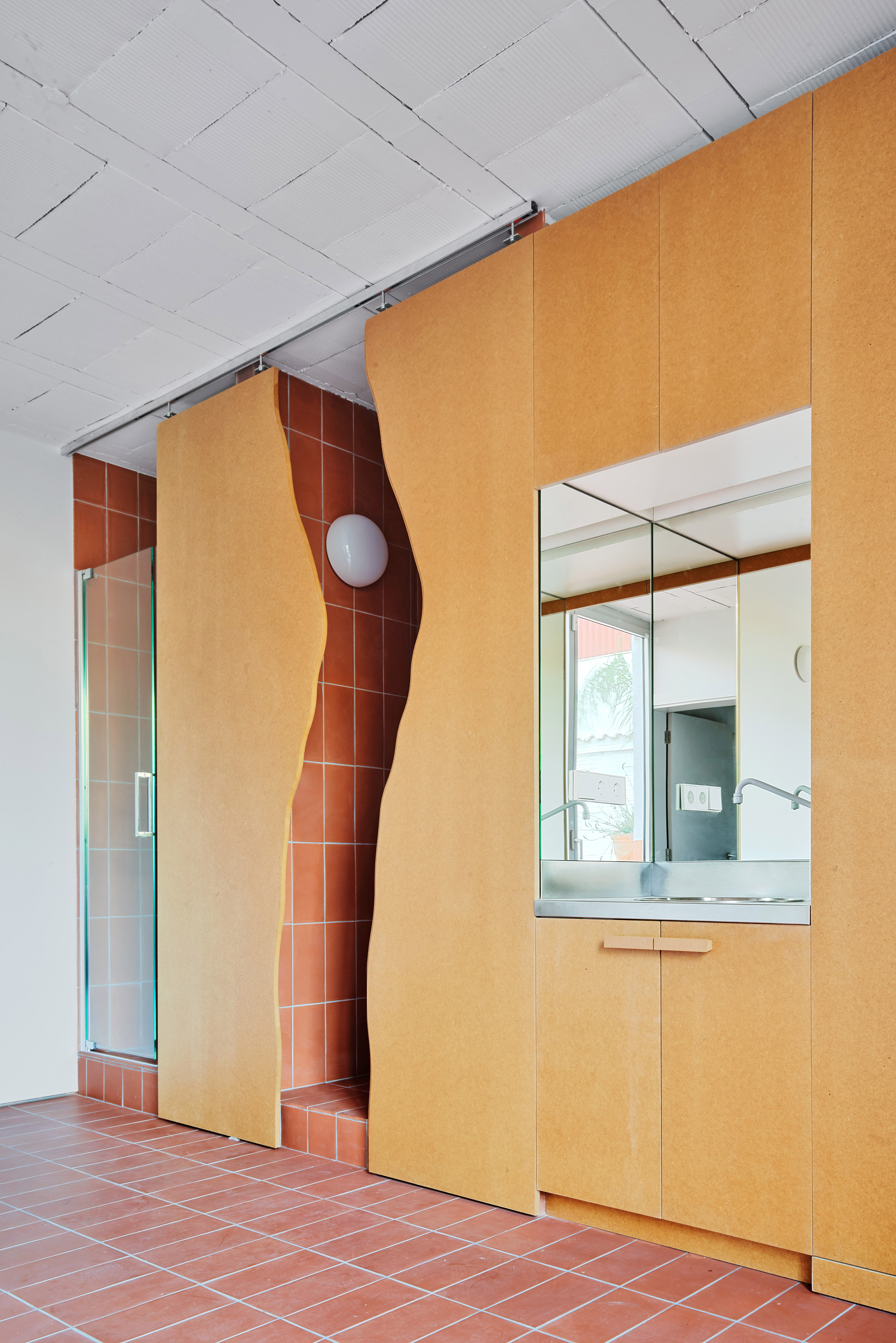 mdf，crack，reform，kitchen，attic，