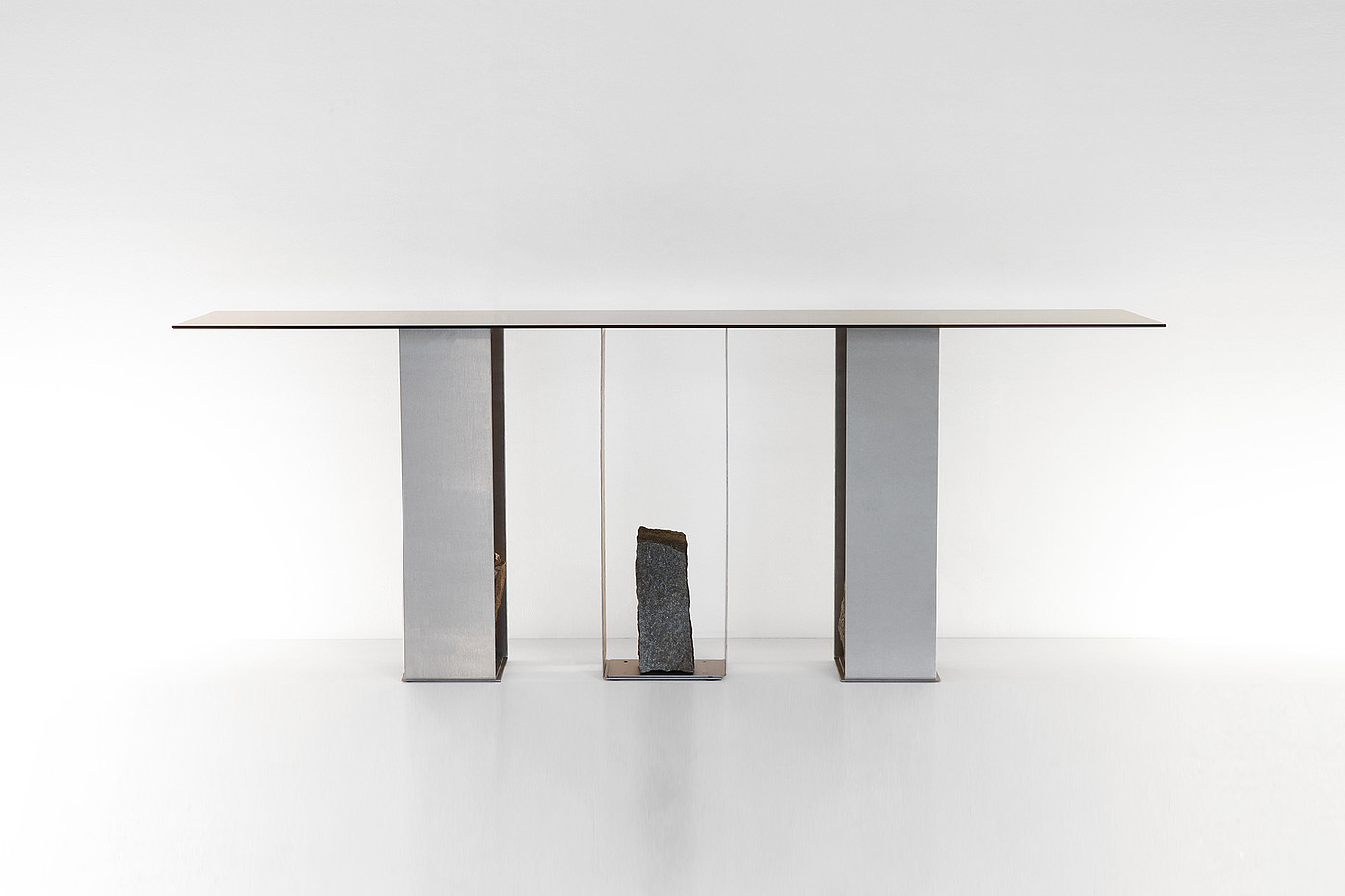 stone，chair，Table，lamp，mirror，