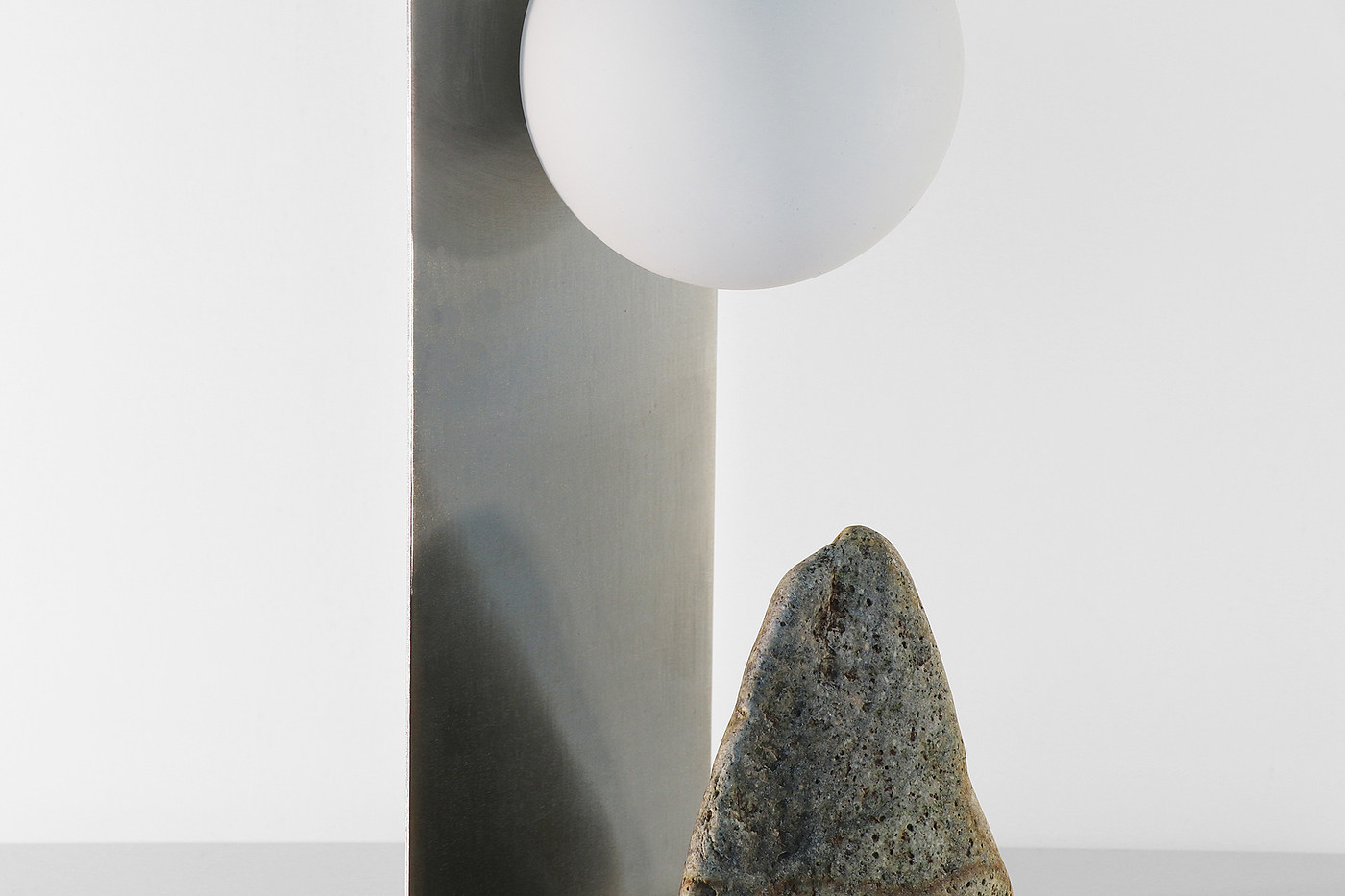 stone，chair，Table，lamp，mirror，